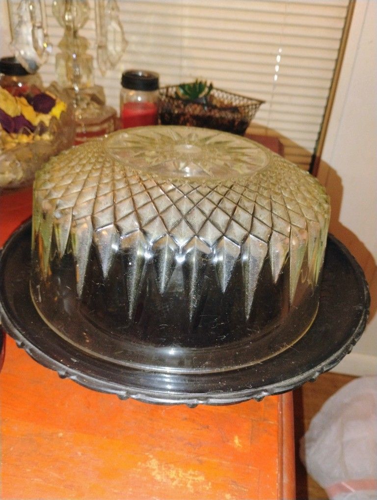 Glass Cake Holder
