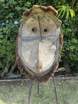 Papua New Guinea Basketry Gable Mask