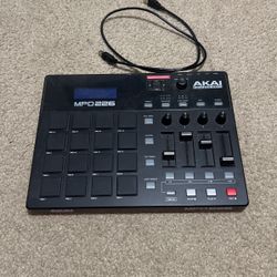 Akai MPD226 Midi Drum Pad