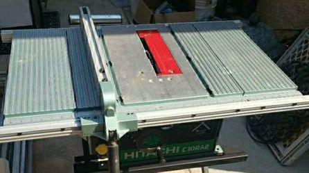 Hitachi Table Saw And Great Condition