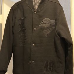 Sweet 👌🏼 !!  NBA Blacked Out Lakers Varsity Jacket XL !!