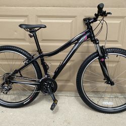 Specialized Myka Mountain Bike 