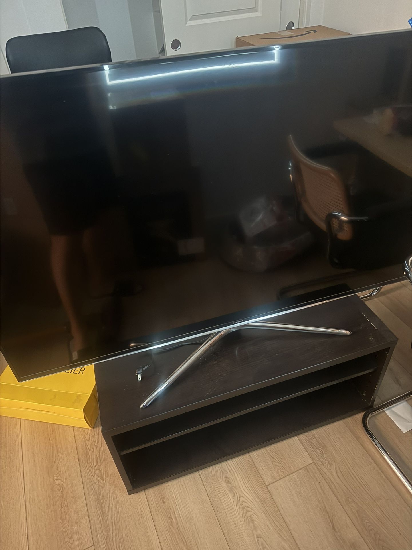55 Inch Samsung LED TV With Stand
