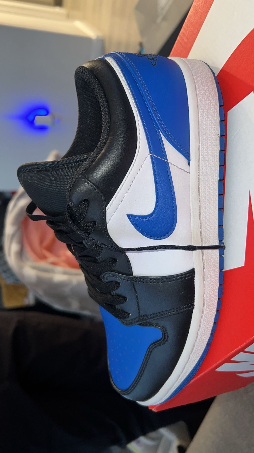 Air Jordan Retro 1s Low