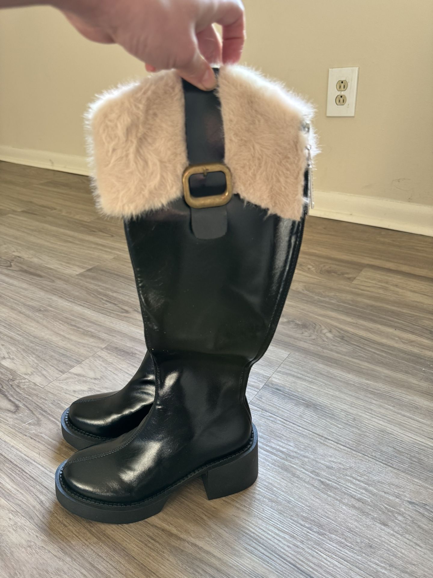 Women’s Boots