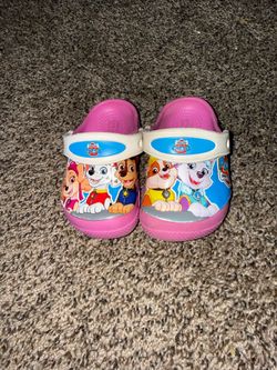 Girls paw patrol crocs size 6c