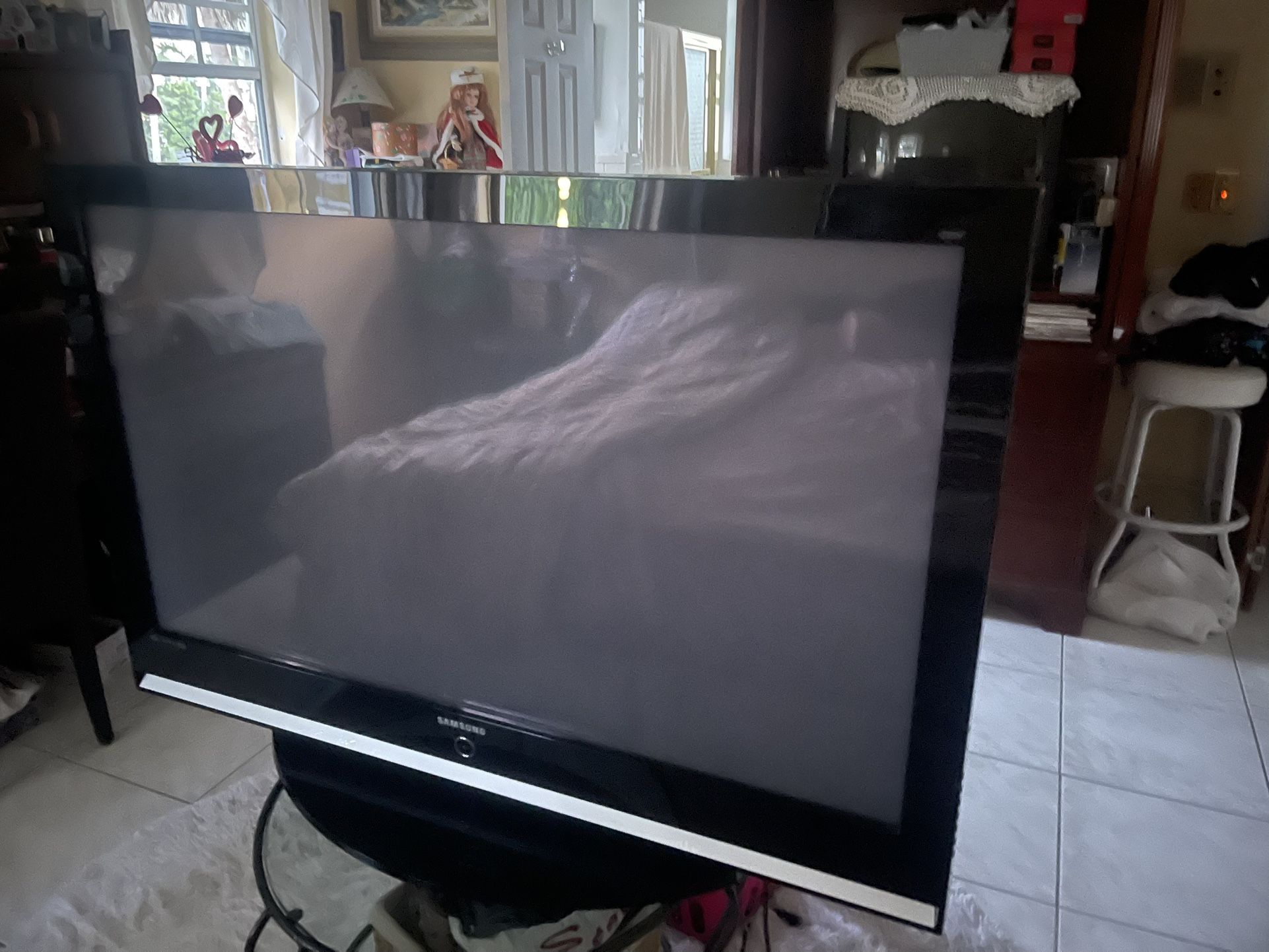 Plasma TV 52 Inches In Excellent Condition