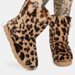 Leopard Fur Boots