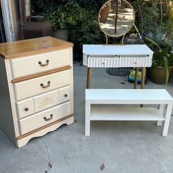 Small Dresser With Mirror Set