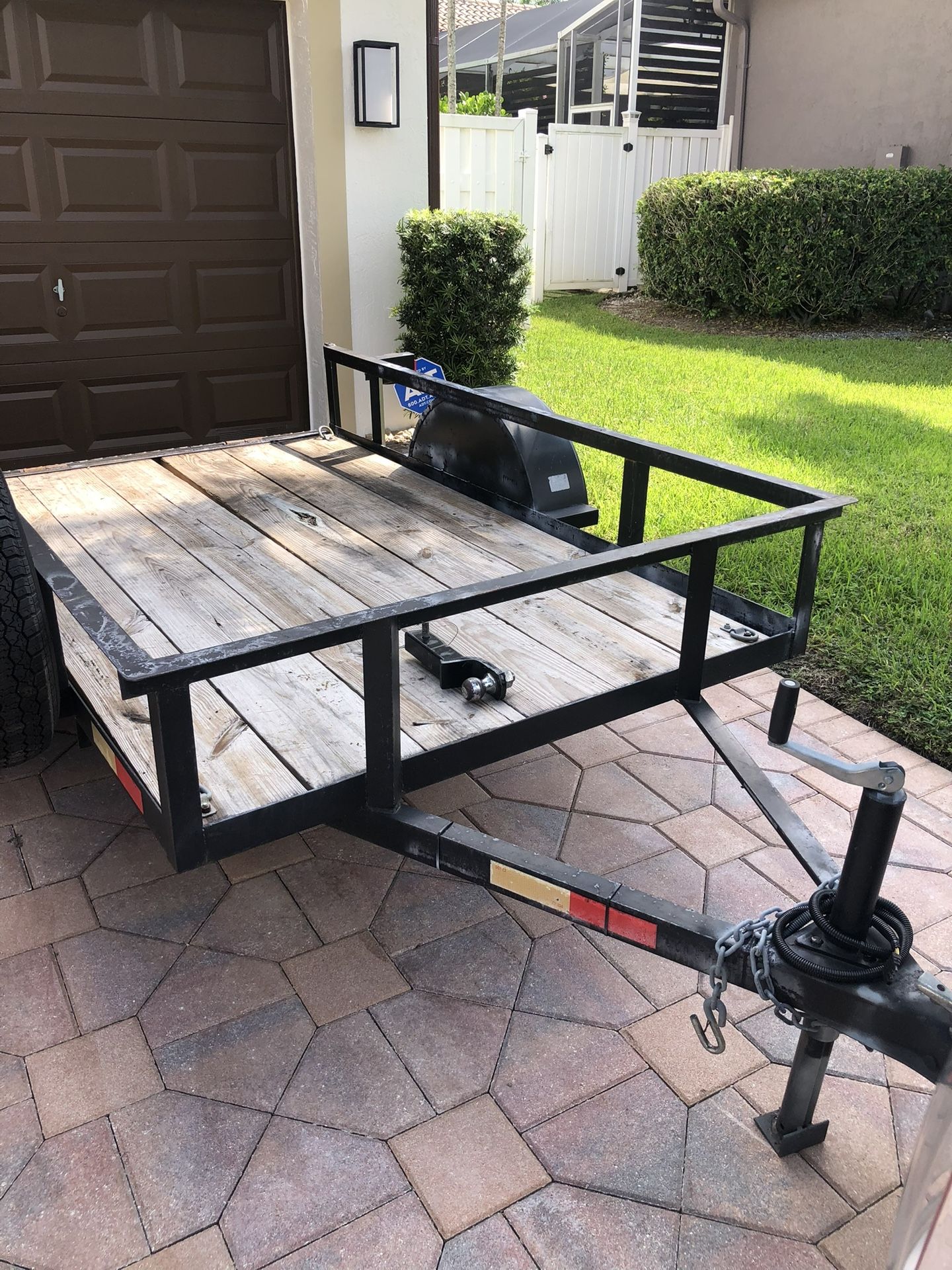 Metal Utility Trailer 5ftx8ft w/ Spare Tire