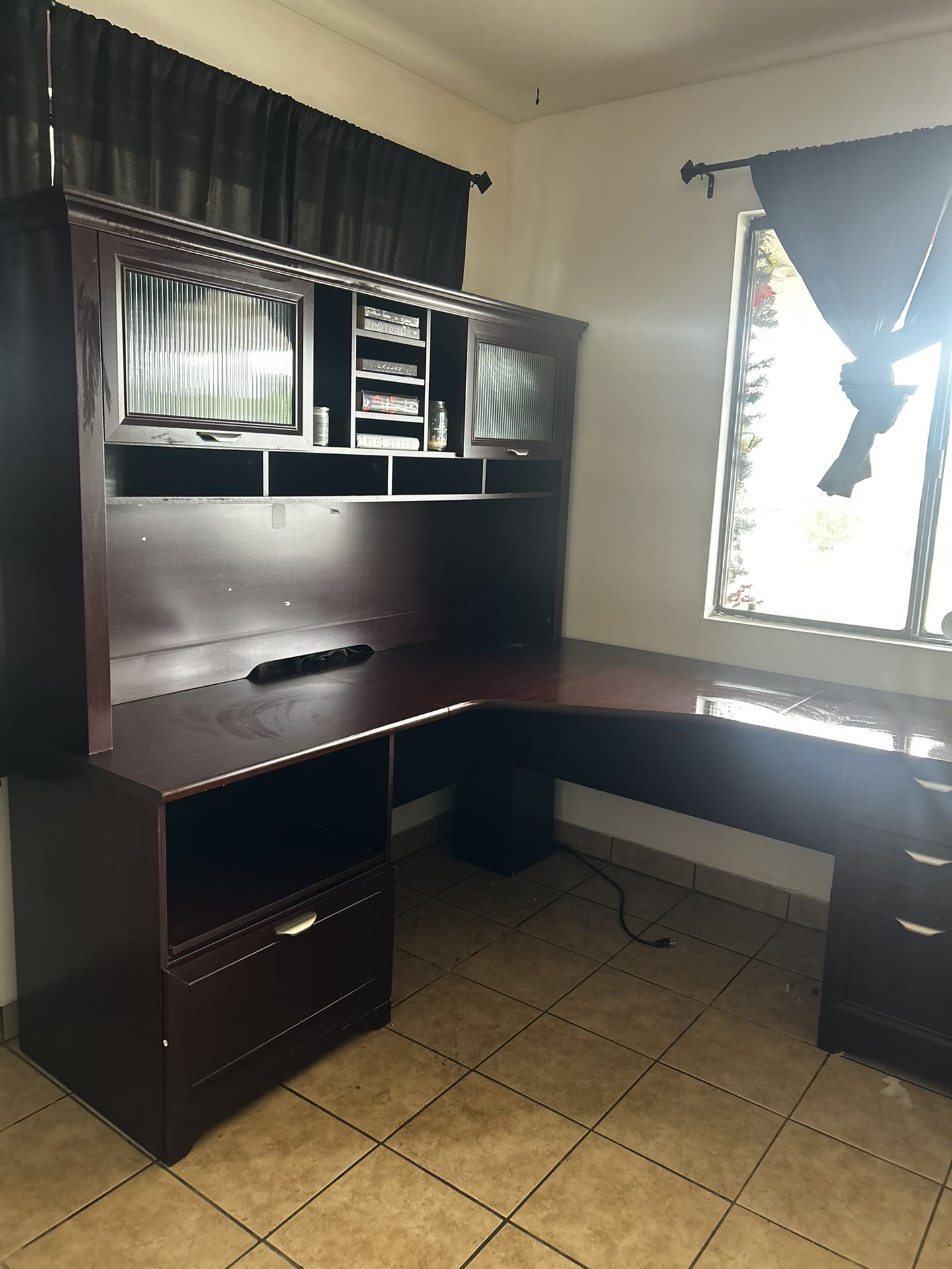 Office Desk