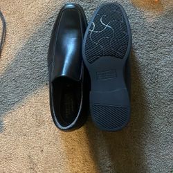 men shoe Perry Ellis