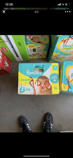 Pampers swaddlers size 2, 186 count