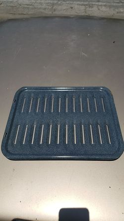 Bottom oven plate