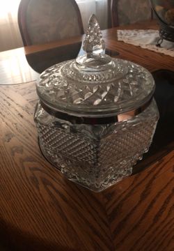 Crystal container