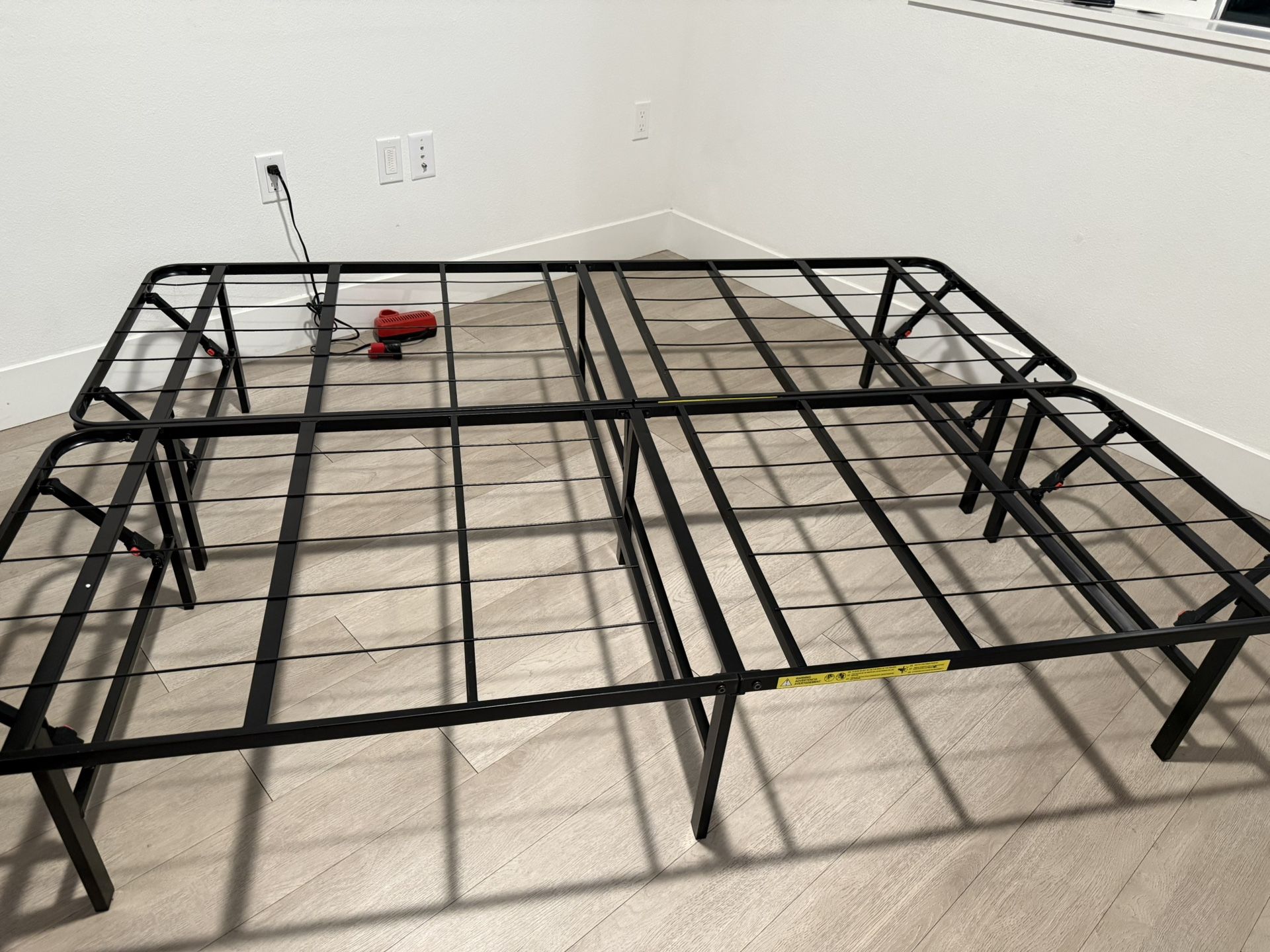 $100 ,Selling Bed Frame And Mattress , 53”/73”in.