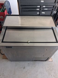 Beverage bar fridge