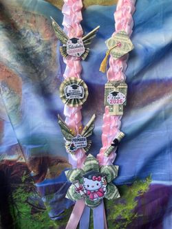 Graduation leis