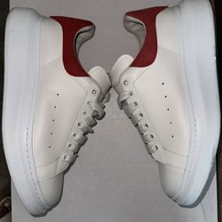Alexander McQueen Men's Oversized Leather Heel Detail Sneakers Red/White