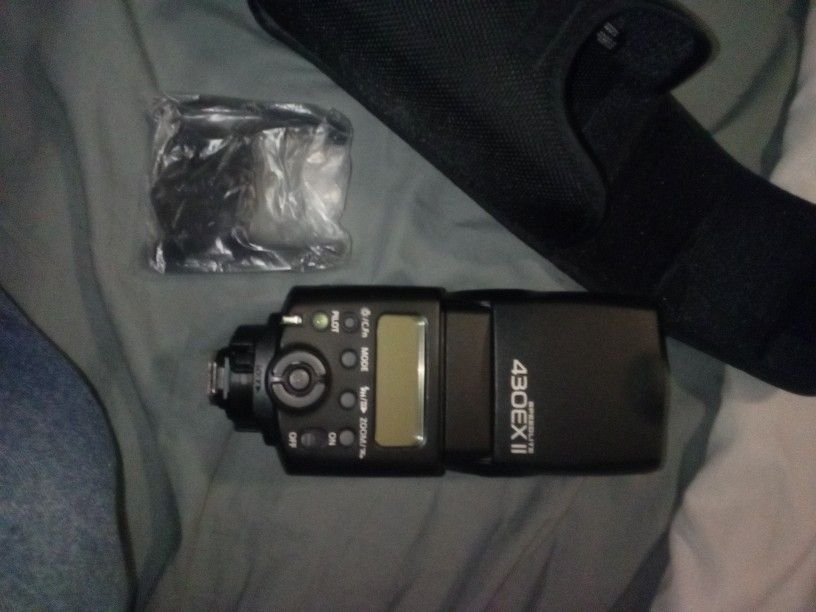 Canon Speedlite 430EX II