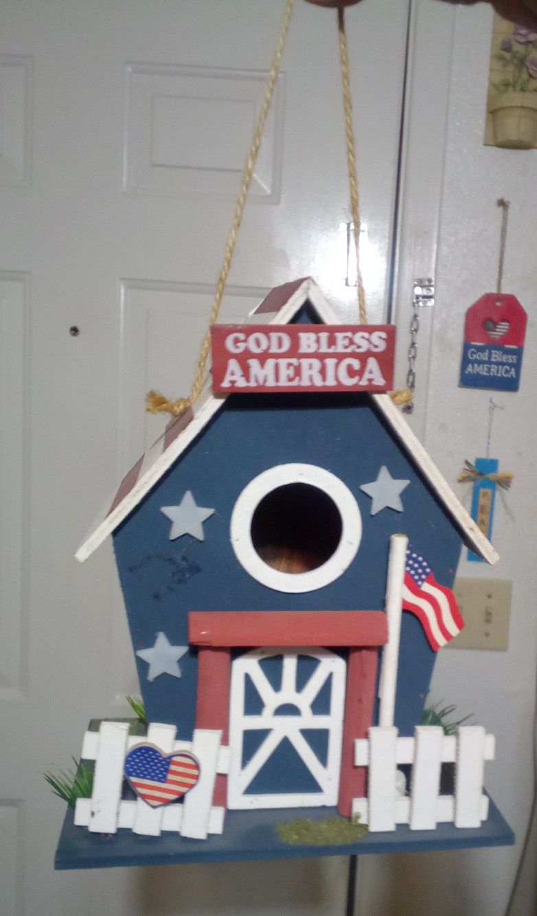 Patriotic Bird House