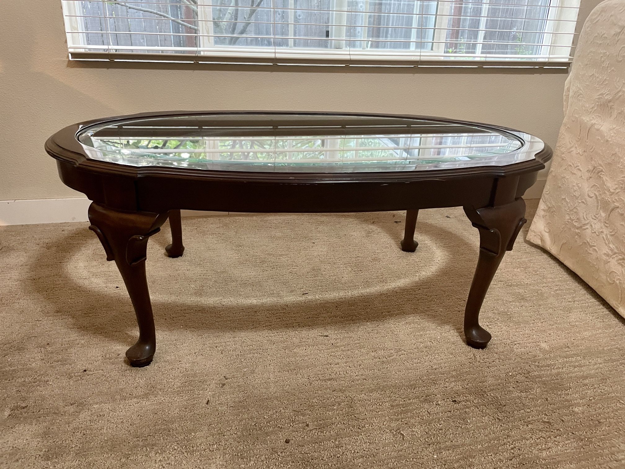 Ethan Allen Cocktail Table for Sale in Seattle, WA OfferUp