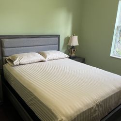 ELEGANT QUEEN COMPLETE BEDROOM SET/ WAS $2,695/ NOW ASKING $1,095