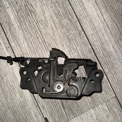 17-19 FORD ESCAPE HOOD LATCH LOCK CV6Z-16700-B 820-003