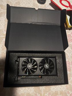 AMD Radeon RX 6600 WITH BOX LIKE NEW