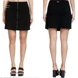 JAMIE SADOCK Skort Skirt/Shorts Black Snap Fly Zip Front Hybrid Pockets 91301  New without tags   16” across waist  17.5” top to bottom   74% rayon 23