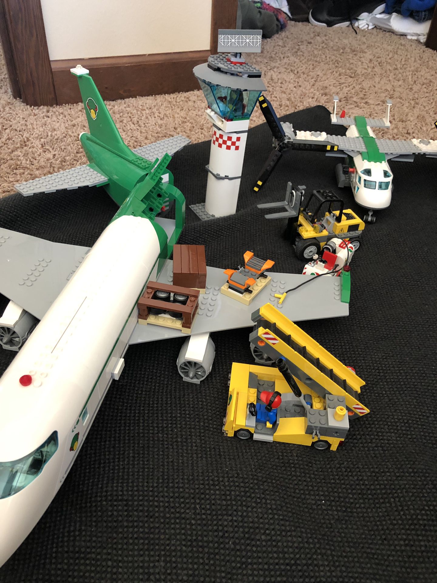 LEGO Airplane Sets |60021 Cargo Plane | Cargo Terminal Creator 31020 Twinblade for Sale in Auburn, WA - OfferUp