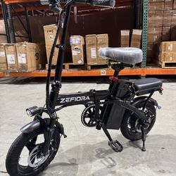 Folding electric bicycle