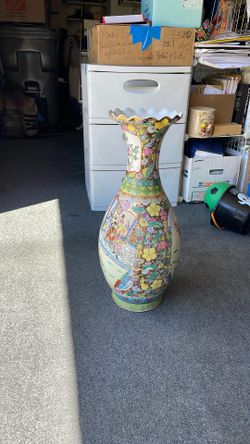 Two Chinese Ceramic Vase