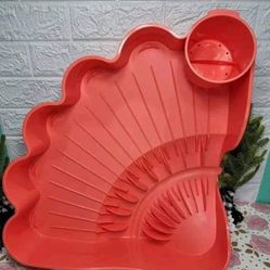 Tupperware 