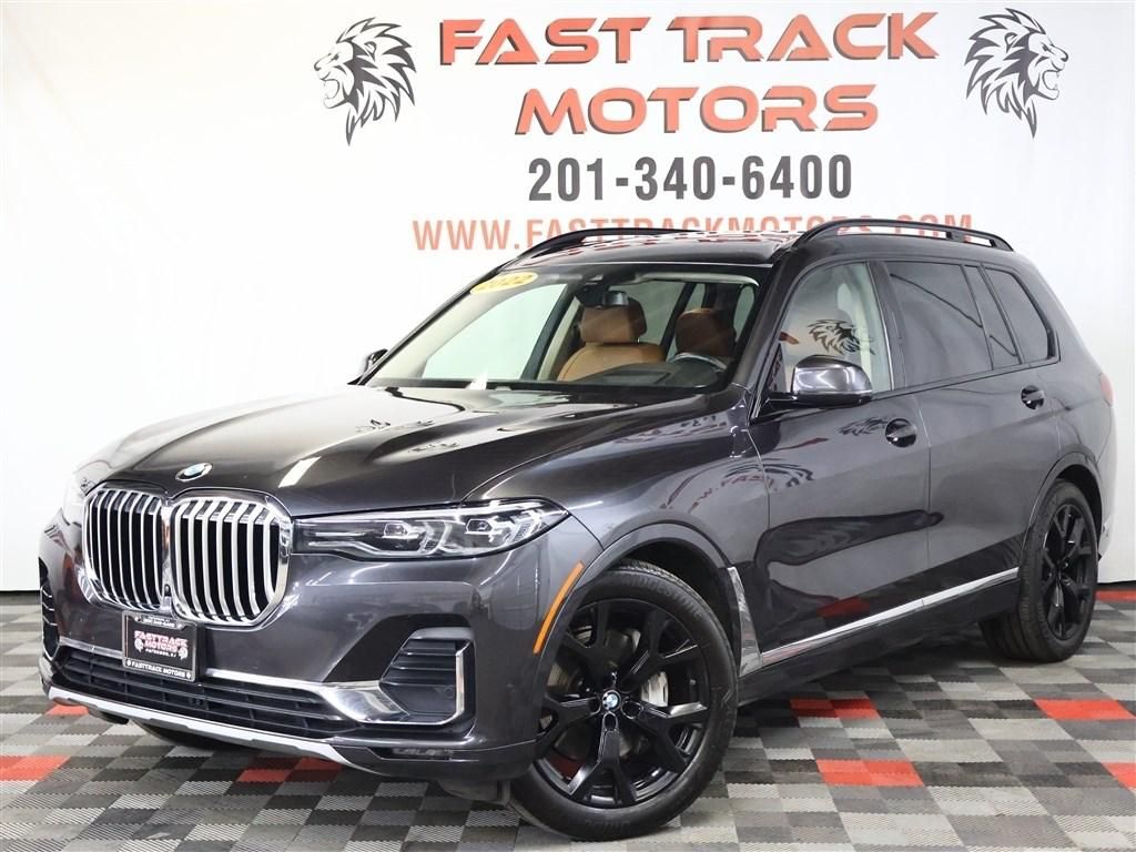 2022 BMW X7