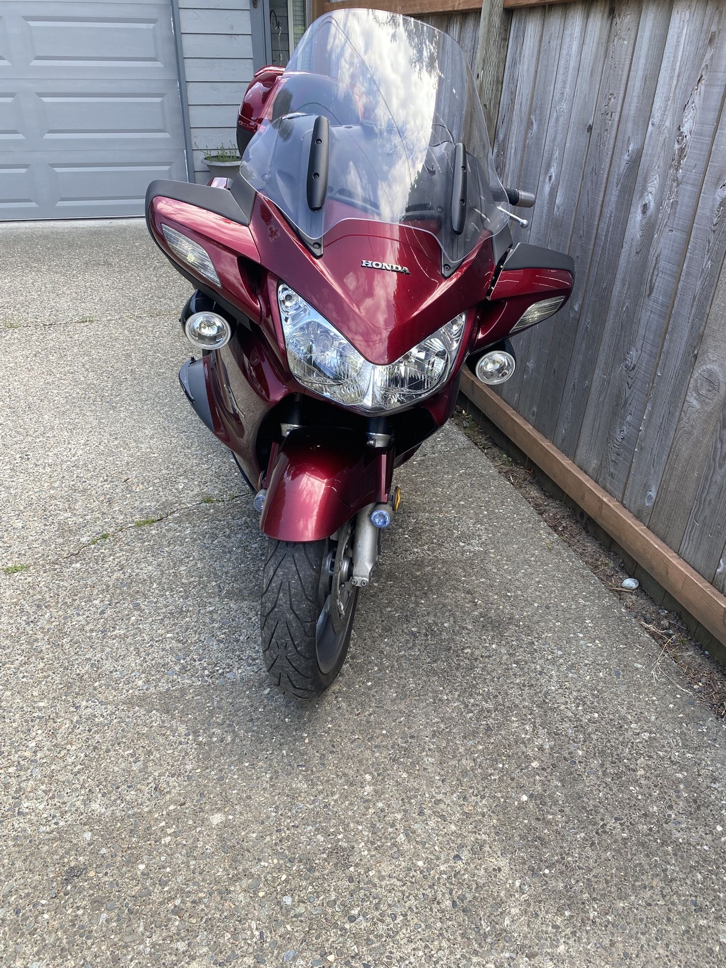 05 Honda ST1300 Sport Touring, Great Commuter. 2,999 OBO