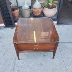 Bassett Square Table