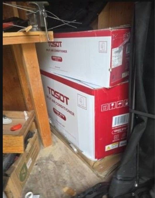 Never used Tosot 18,000 BTU Mini-Split Air conditioner/ Heater