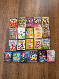 Lot Bundle of 21 Kids DVDs and Blu-rays