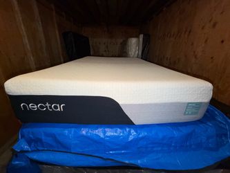 Nectar Premier Memory Foam Full Mattress