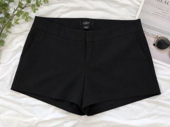 LOFT Women’s Black Tailored Shorts | Size Medium | Classic Everyday Shorts