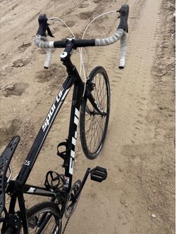Fuji sportif 2.5 road bike