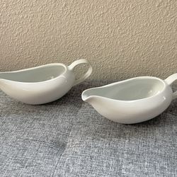2 Gravy Boats 