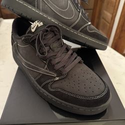 Jordan 1 Travis Scott Phantom 1s Size 12m