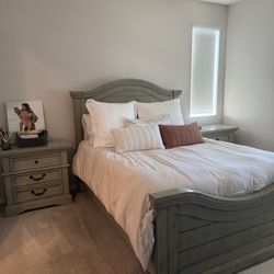 Bedroom Set 