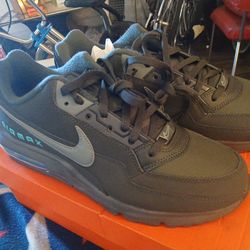 Nike Air Maxx LTD 3 men's size 11
