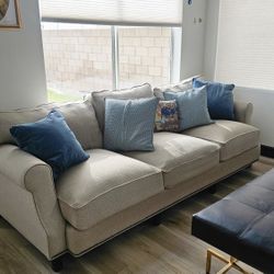 Gel Memory Foam Wide Cushion Couch