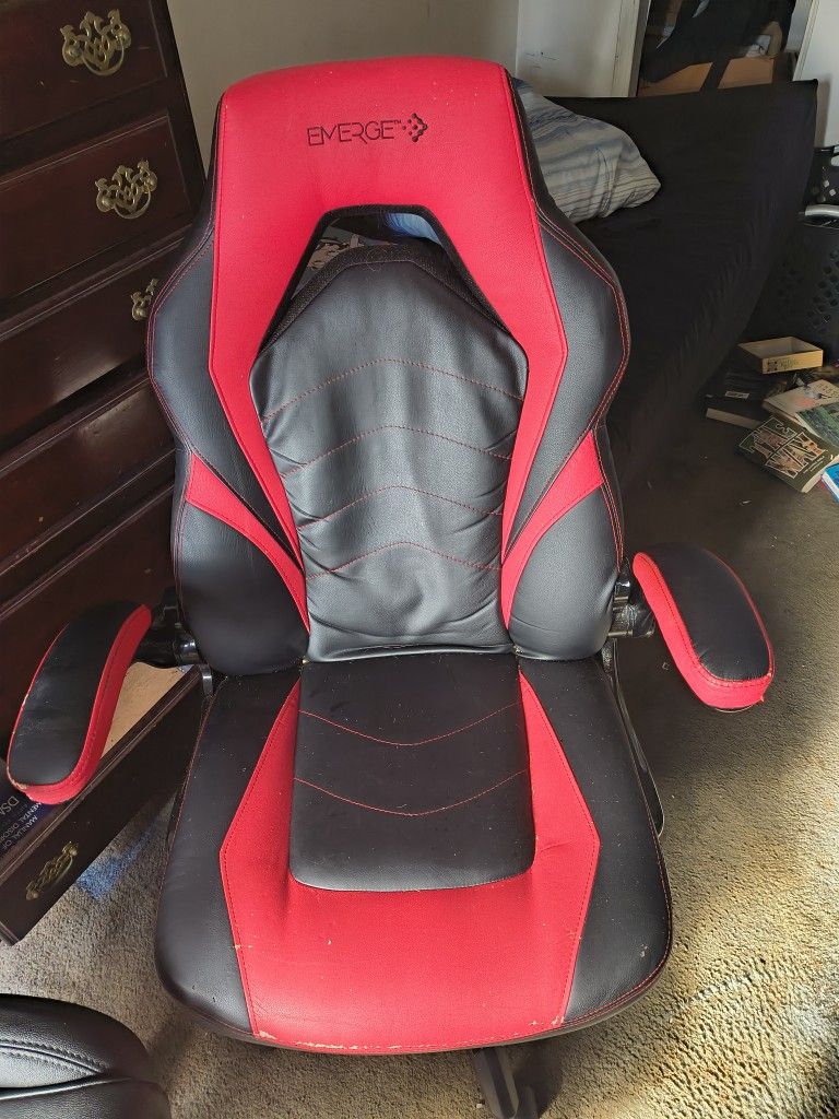 EMERGE gaming Chair 
