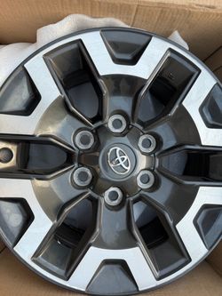 2021 Toyota Tacoma Off Road OEM rims 16”