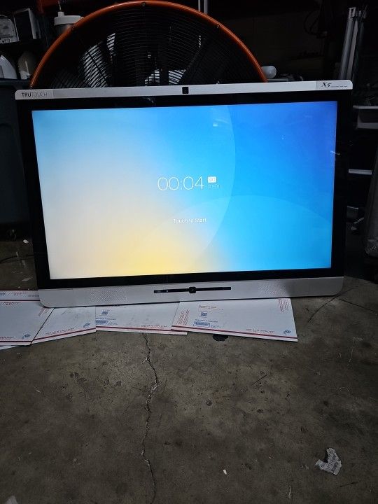 NewLine TRUTOUCH X5 Collaboration Display 55" Interactive Touch Screen